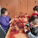 Jesienne drzewo 🍂🍁 hortiterapia z elementami plastykoterapii- Klasa III B
