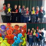 Uczniowie klas V, VI i VII brali udział w zajęciach manualnych, podczas których mieli oni okazję własnoręcznie wykonać od podstaw pierniczkowego ludzika z filcu 🥰 Wykorzystywali do tego sprzęt i materiały zakupione  dzięki udziałowi naszej szkoły w programie „Laboratoria Przyszłości” 🙂 #LaboratoriaPrzyszlosci